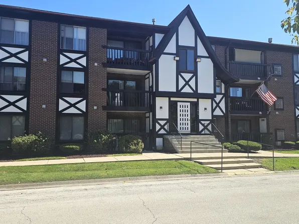 13615 Lamon Ave APT 510, Crestwood, IL 60418