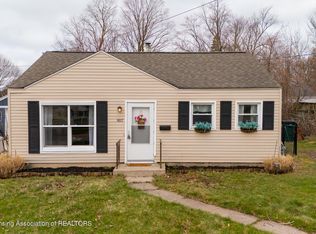 1617 Roselawn Ave, Lansing, MI 48915