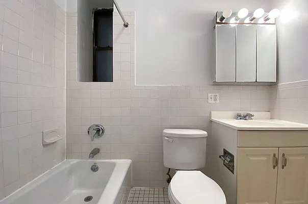 Rented by MAPT Residential LLC | media 7