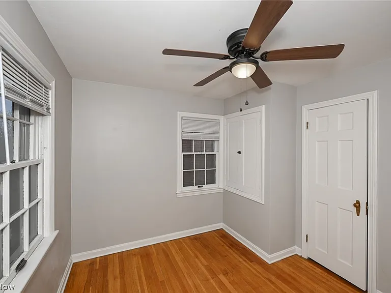 3699 Bainbridge Rd — Photo 25