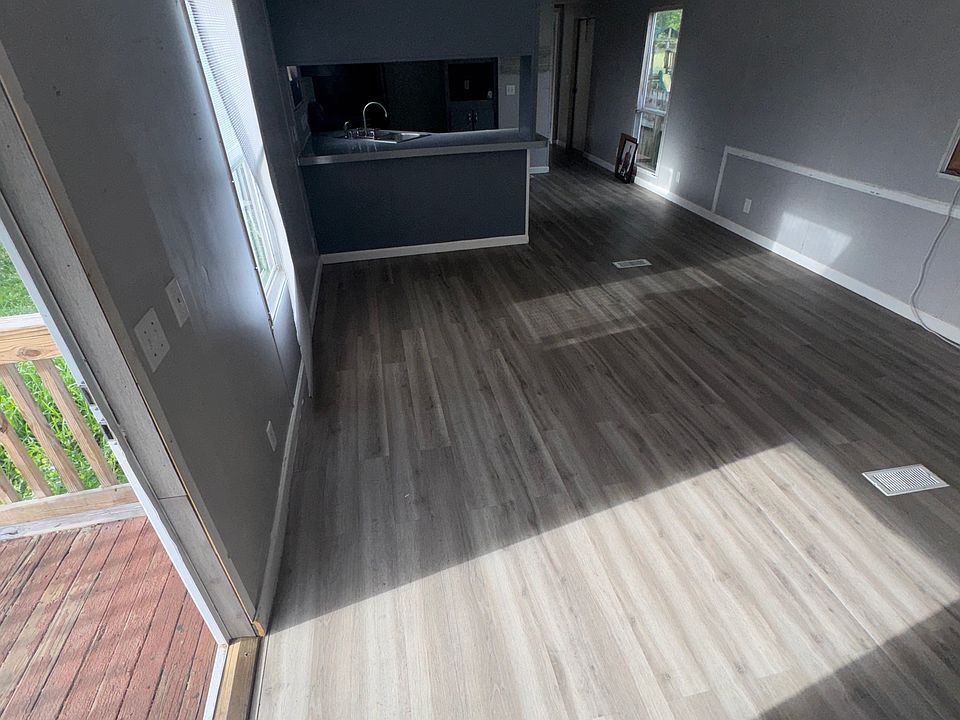 1st image of 1615 Acorn St