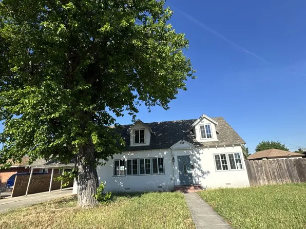 461 N Bates Ave, Dinuba, CA 93618