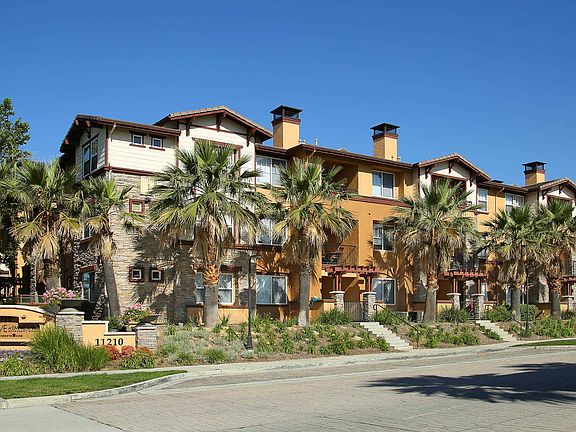The Reserve at Empire Lakes Apartments Building