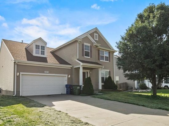 8389 S 64th St, Omaha, NE 68157