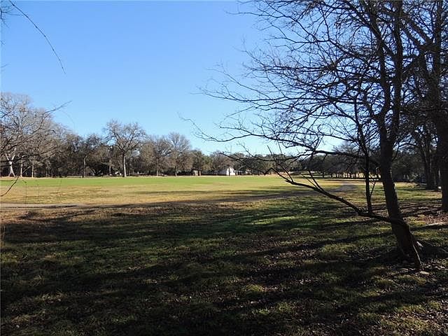1st image of 24 Wildwood Cir