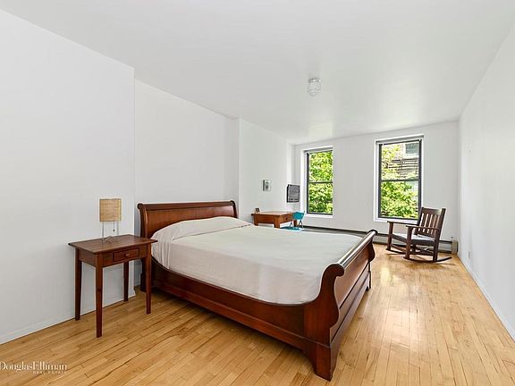 3rd image of 52 E 1st St APT 3