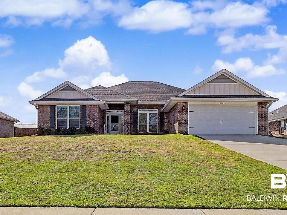 1st image of 22849 Ridgewood Dr