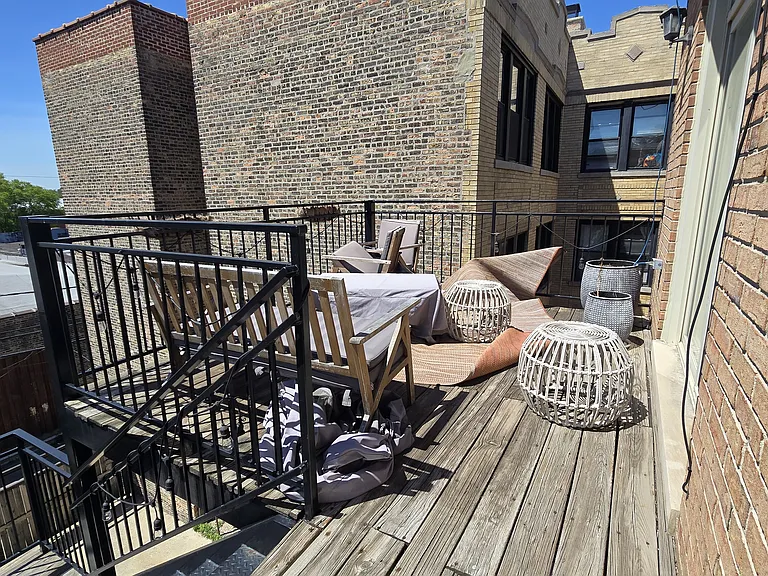 3147 W Augusta Blvd #3 — Photo 12