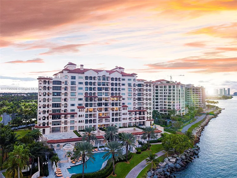 7141 Fisher Island Dr #7141 — Photo 60
