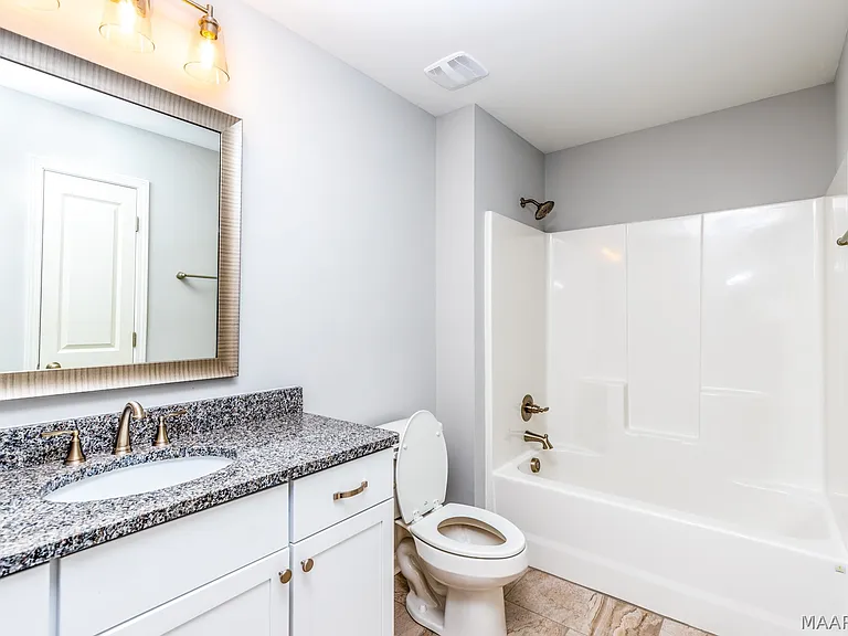 7119 Birch Creek Trl — Photo 18