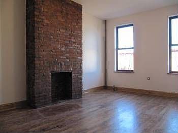 2nd image of 1079 Manhattan Ave