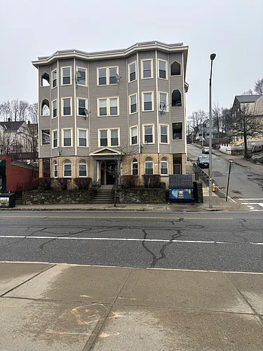 167 Lincoln St Photo 1