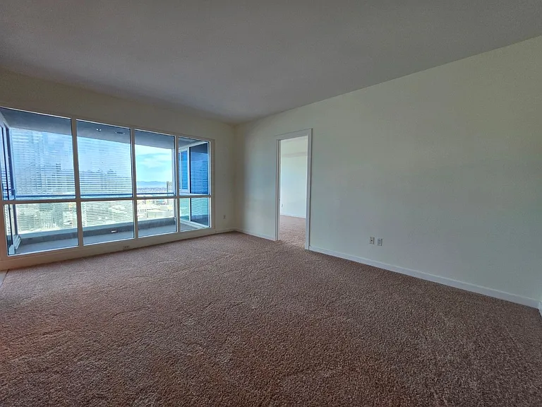 4525 Dean Martin Dr #2807 — Photo 30