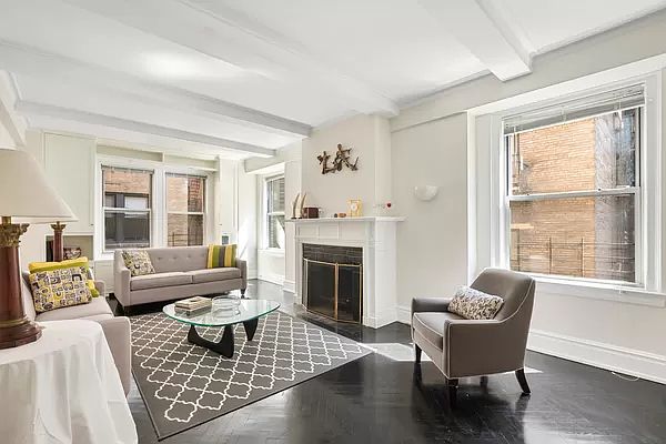 1st image of 1070 Park Ave #10E