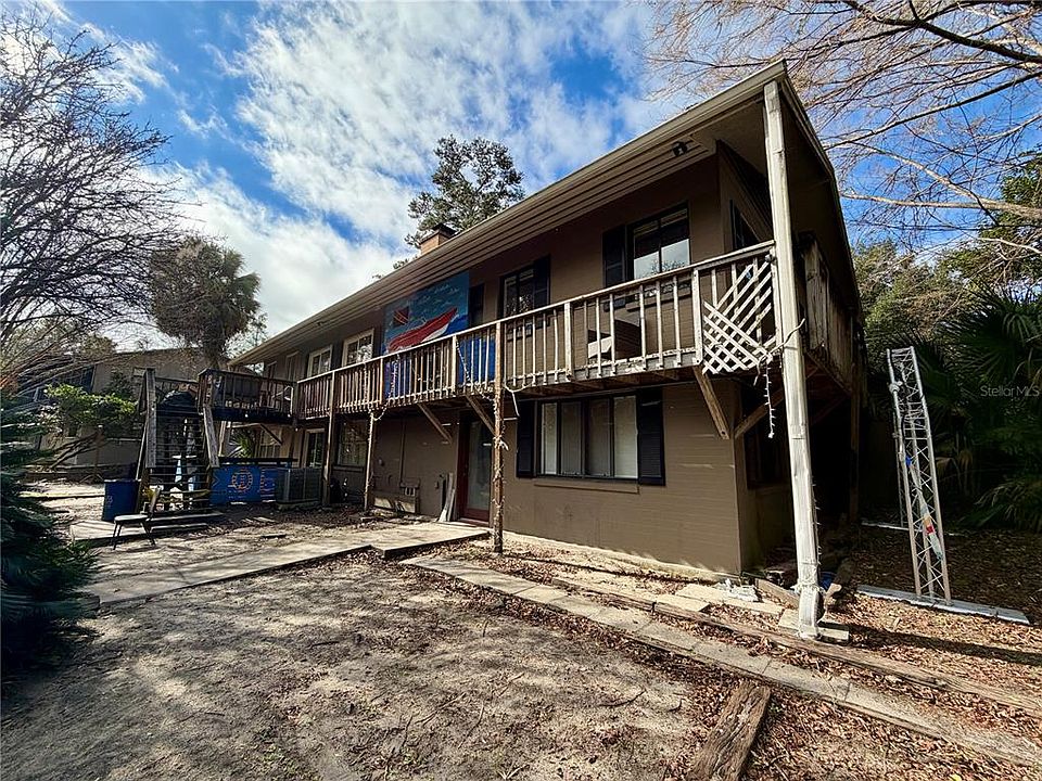 1st image of 21 SW 23rd Ter