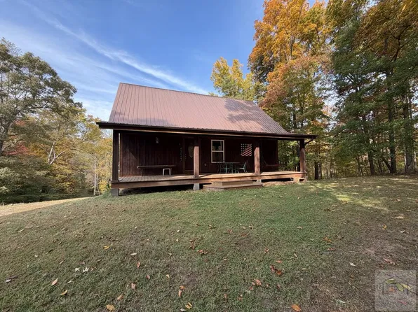 159 Enoch Hollow Trl, Stuart, VA 24171