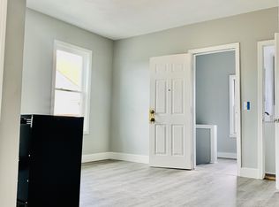 250 Harrison St APT 3, Pawtucket, RI 02860