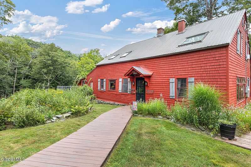 4th image of 154 Phillips Road
