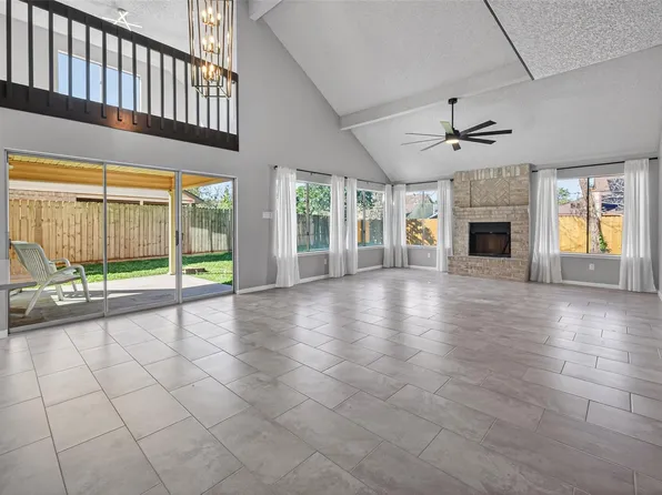 11406 Caesar Dr, Stafford, TX 77477