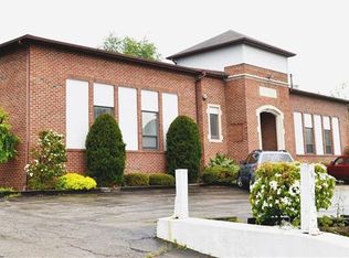 425 Mercer St, Volant, PA 16156