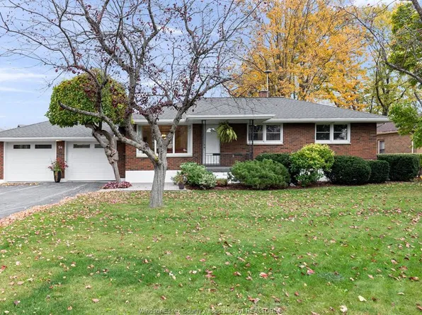 94 Queen St S, Chatham Kent, ON N0P 2L0