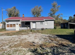 1592 Petitt Rd, Pocahontas, AR 72455