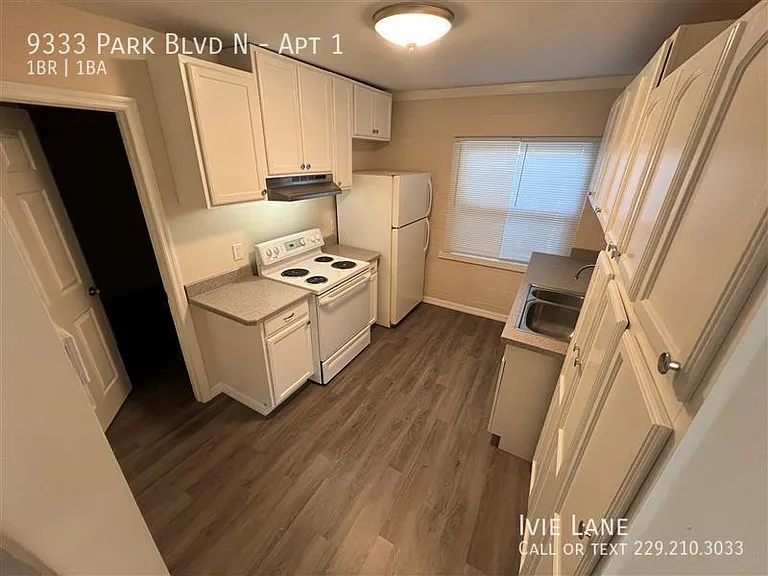 9333 Park Blvd #1 — Photo 4