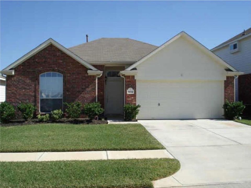 1st image of 6614 Albion Crescent Dr