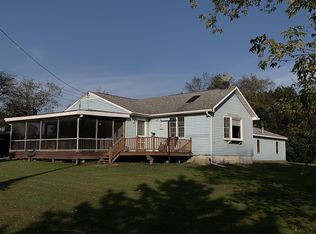 44 Warren Cemetery Rd, Hoosick Falls, NY 12090