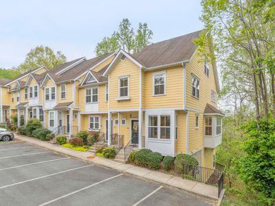 100 Melbourne Park #F, Charlottesville, VA, 22901