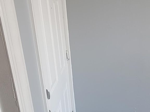 2nd image of 6 Vroom St APT 3L