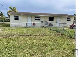 11800 SW 212th St #11800, Miami, FL 33177