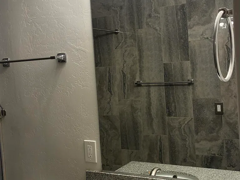 2336 W Orange Dr — Photo 16