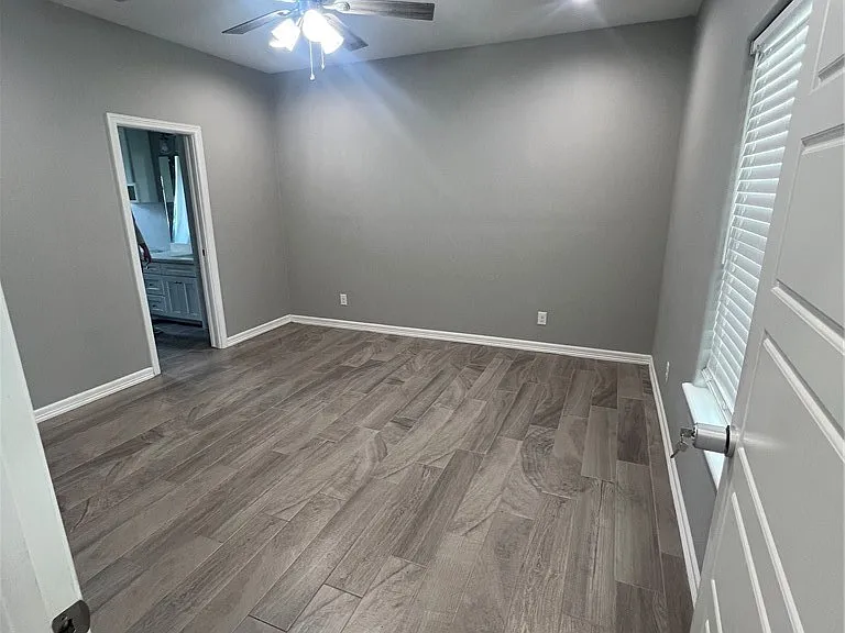 1107 E Kenedy Ave — Photo 9