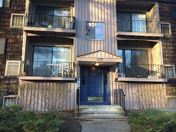 The entrance is always clean and well maintained