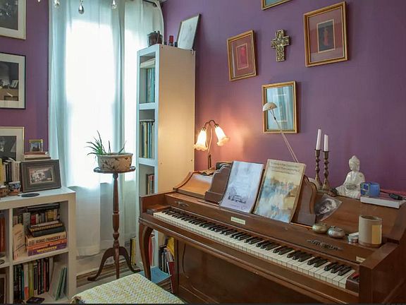 Second floor studio/office.
