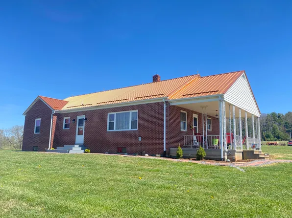 4122 Bozoo Rd, Peterstown, WV 24963