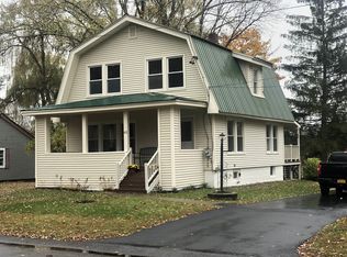 46 Elizabeth St, Whitehall, NY 12887