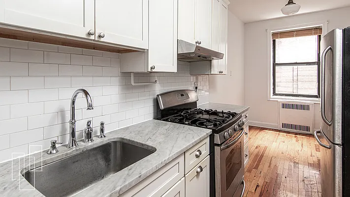 Rented by Garfield Realty  | media 24