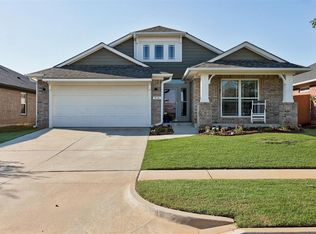 916 Old Frisco Rd, Norman, OK 73069
