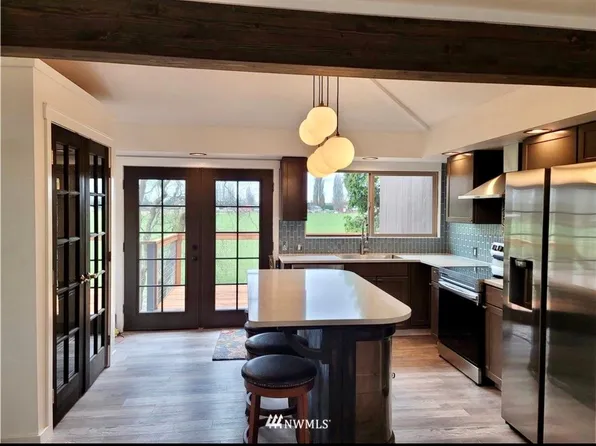 17238 State Route 536 #B, Mount Vernon, WA 98273