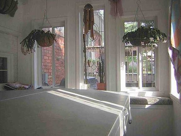 Sunroom with hot tub!