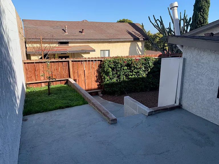 515 N Cabrillo Ave #B — Photo 9