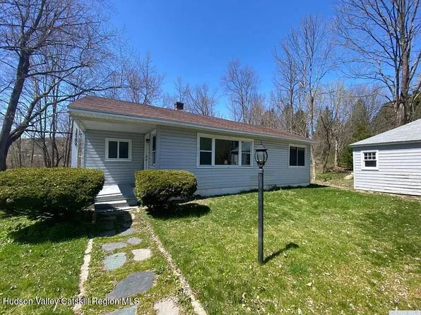 14599 State Route 22, New Lebanon, NY 12125