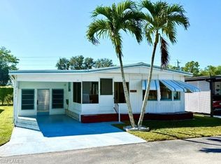 16 Turquoise AVE, NAPLES, FL 34114