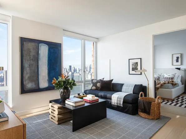 115 57th Ave, Long Island City, NY