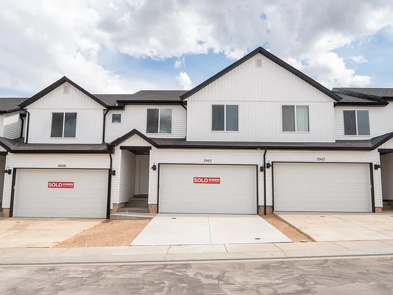 2963 W Hiatt Way — Photo 1