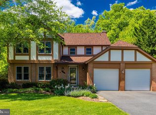 12568 Quincy Adams Ct, Herndon, VA 20171