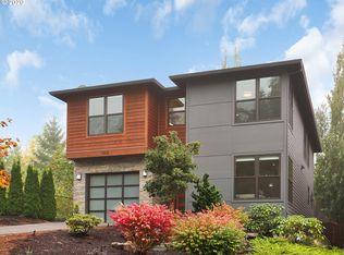 10678 SW Berkshire St, Portland, OR 97225