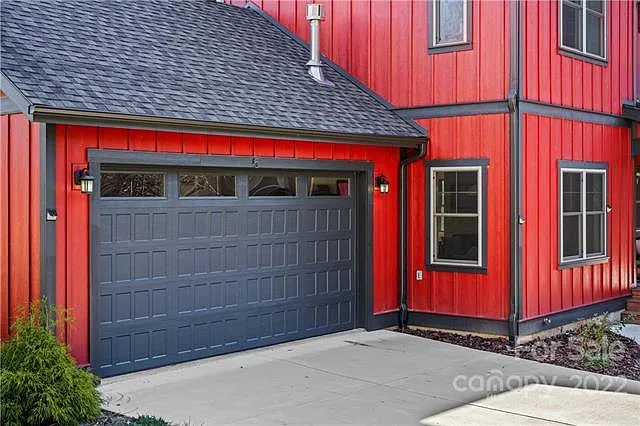 5 Feather Ridge Rd — Photo 4
